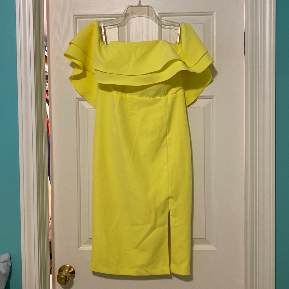 Bardot off the shoulders body con size 8 dress